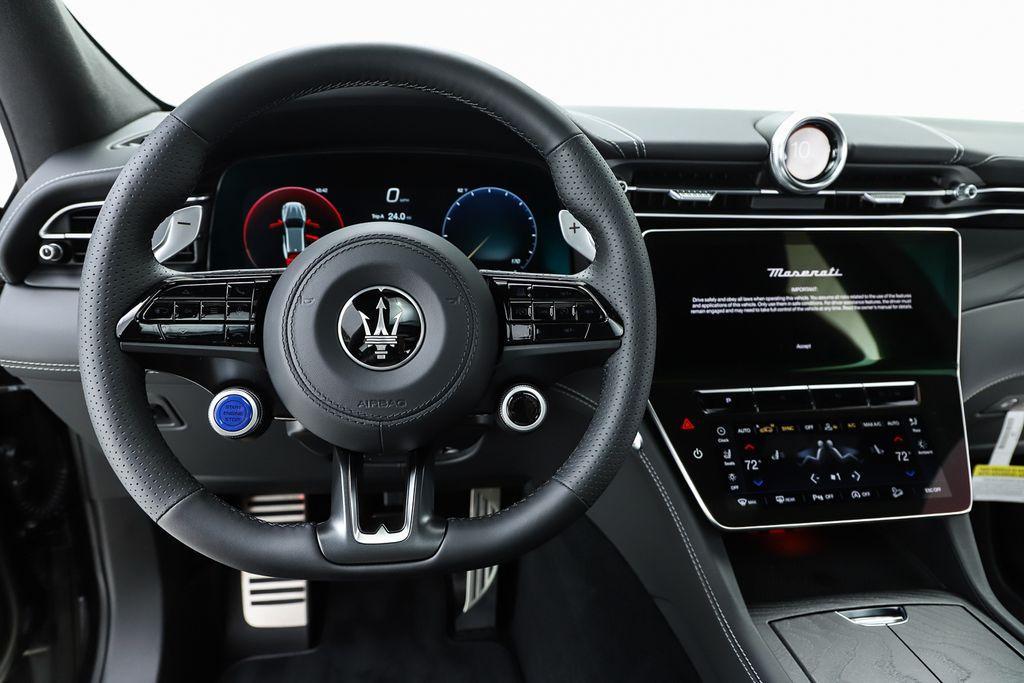 new 2025 Maserati Grecale car, priced at $84,232