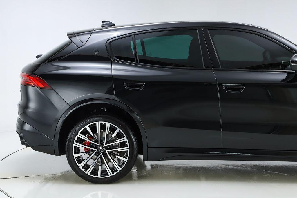 new 2025 Maserati Grecale car, priced at $84,232