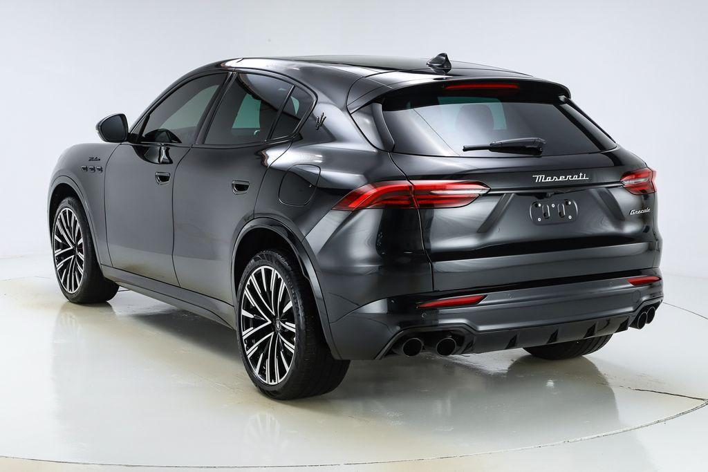 new 2025 Maserati Grecale car, priced at $84,232