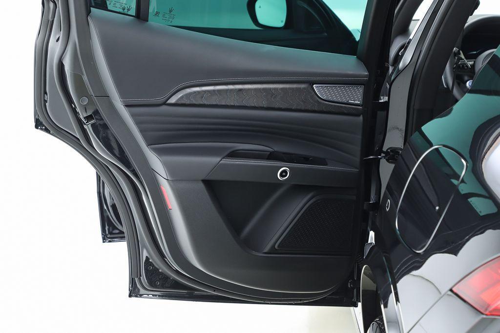 new 2025 Maserati Grecale car, priced at $84,232