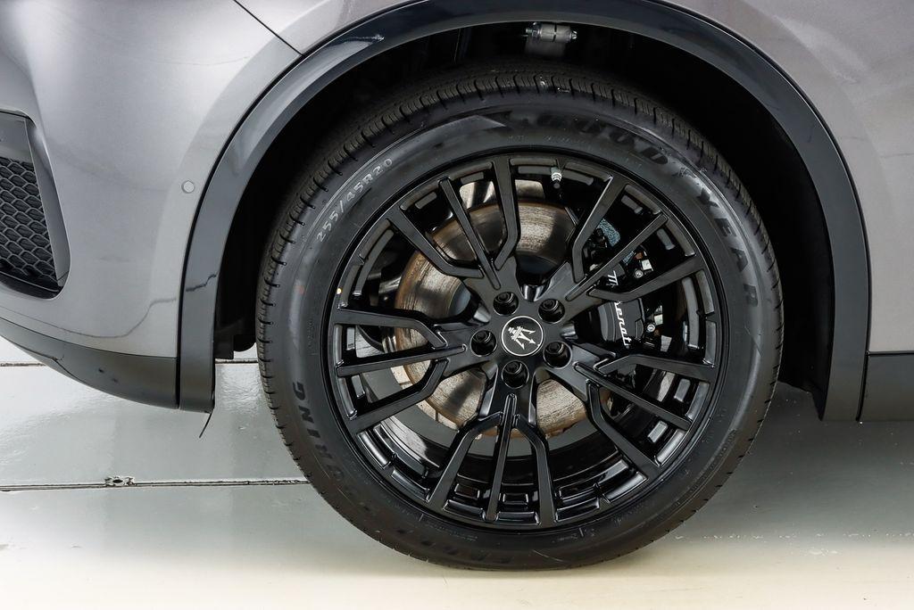 new 2025 Maserati Grecale car, priced at $80,875