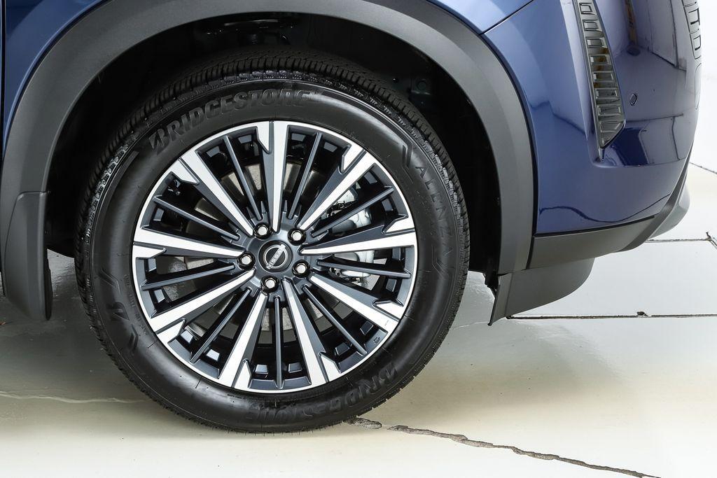 used 2026 Nissan Pathfinder car, priced at $46,972
