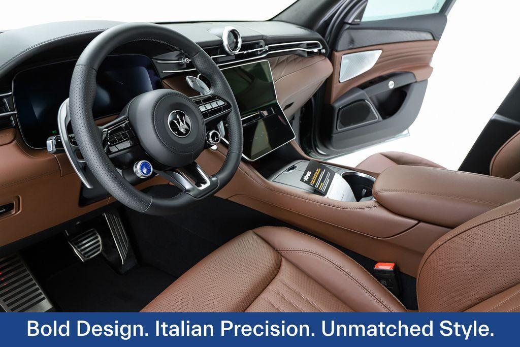 new 2025 Maserati Grecale car, priced at $90,569