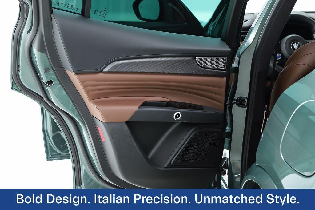 new 2025 Maserati Grecale car, priced at $90,569