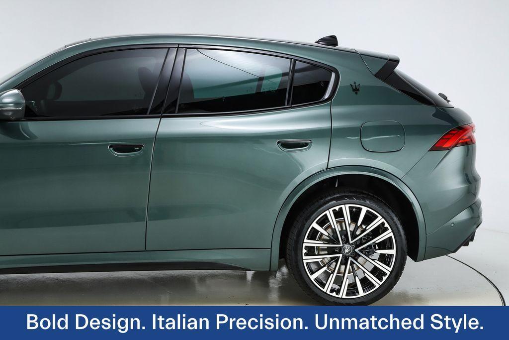 new 2025 Maserati Grecale car, priced at $90,569
