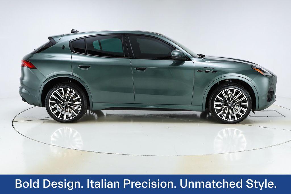 new 2025 Maserati Grecale car, priced at $90,569