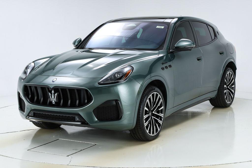 new 2025 Maserati Grecale car, priced at $94,343