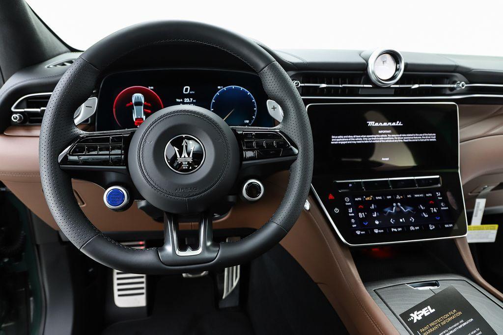 new 2025 Maserati Grecale car, priced at $94,343