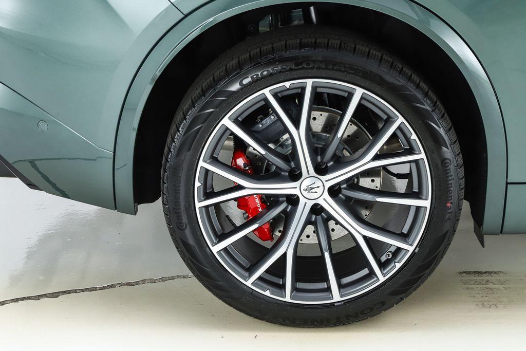 new 2026 Maserati Grecale car, priced at $94,175