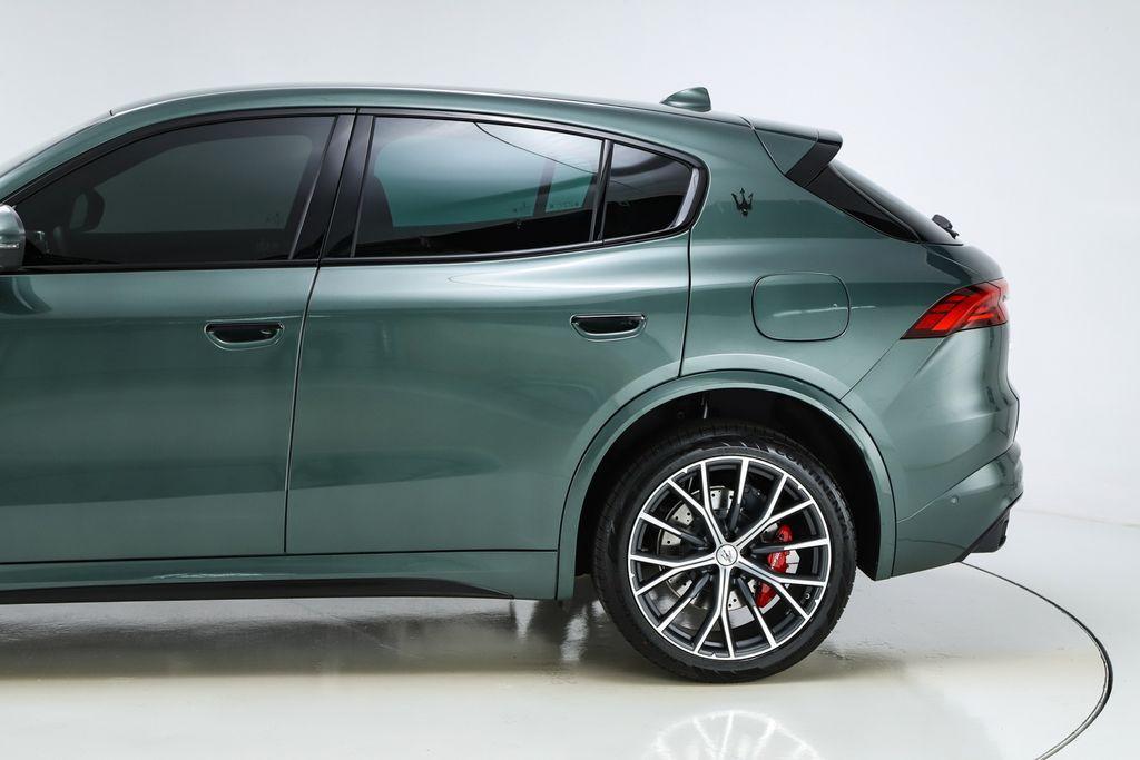 new 2026 Maserati Grecale car, priced at $94,175