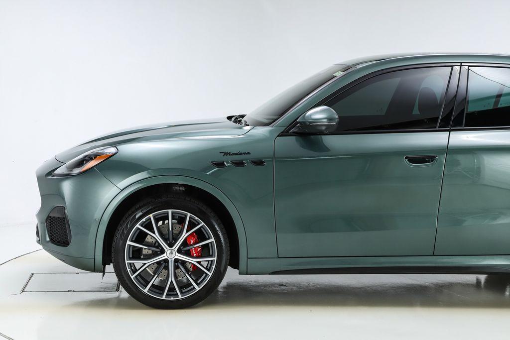 new 2026 Maserati Grecale car, priced at $94,175