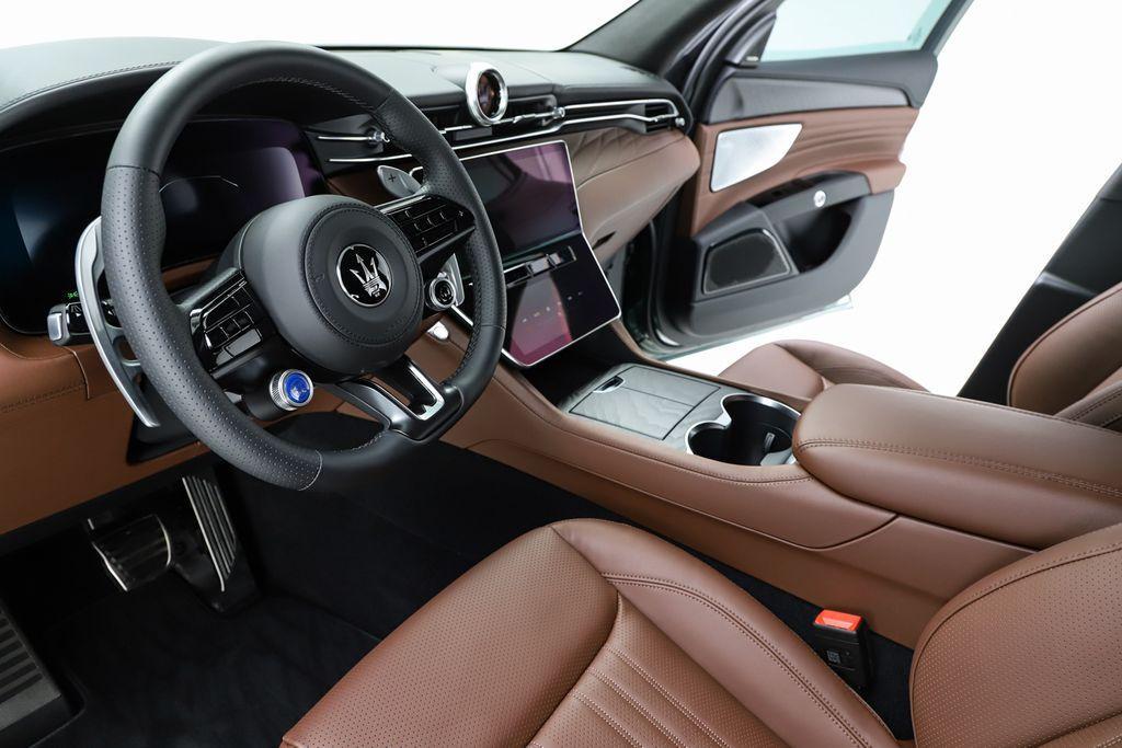 new 2026 Maserati Grecale car, priced at $94,175