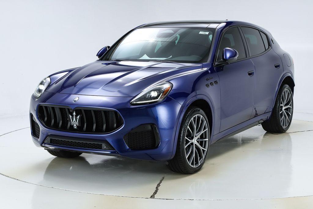 new 2026 Maserati Grecale car, priced at $96,615