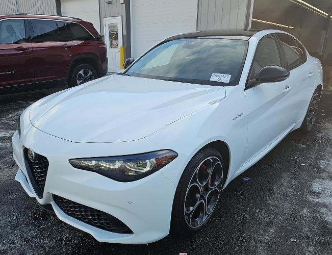 used 2024 Alfa Romeo Giulia car, priced at $34,273