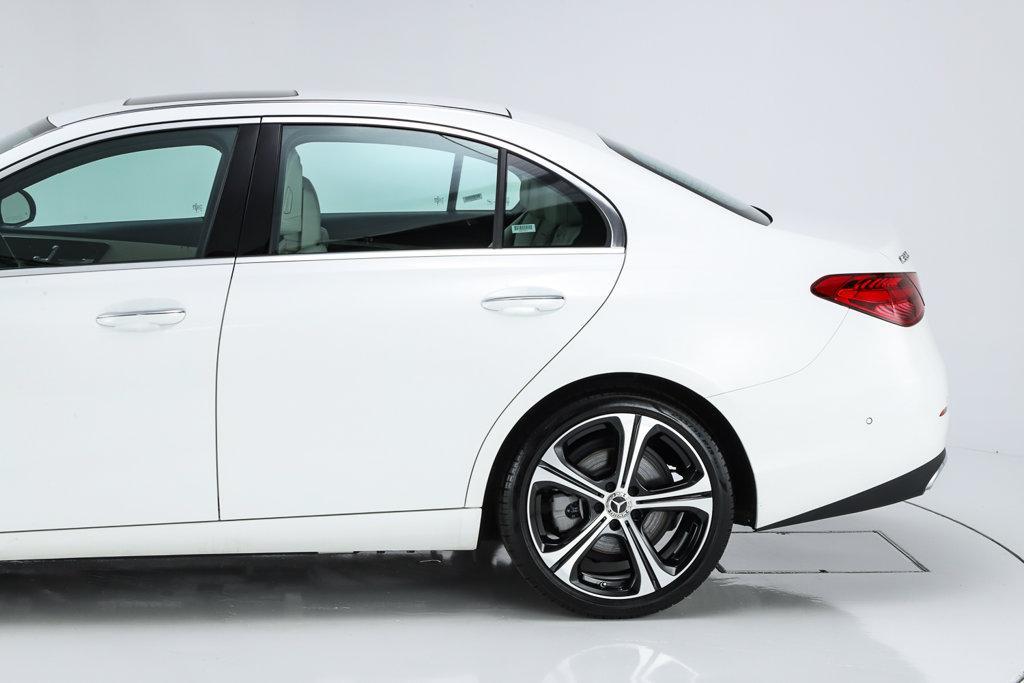 Mercedes-Benz C-Class view 6