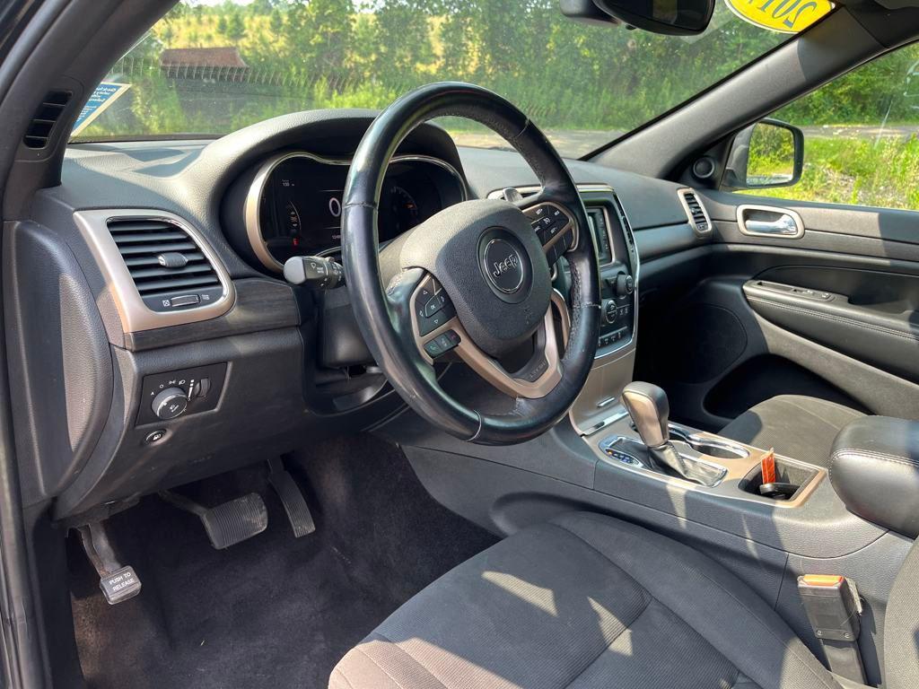 used 2017 Jeep Grand Cherokee car, priced at $11,382