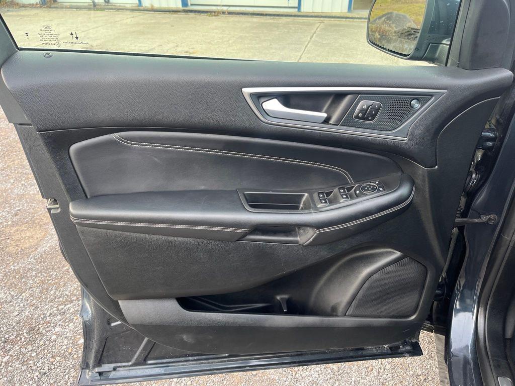 used 2024 Ford Edge car, priced at $23,877