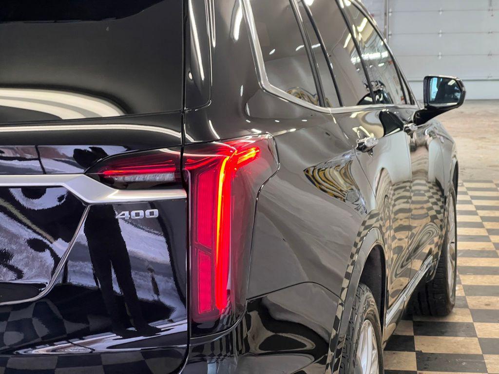 used 2023 Cadillac XT6 car, priced at $32,956