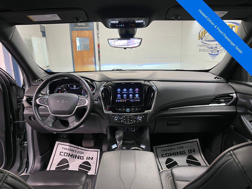 used 2023 Chevrolet Traverse car, priced at $33,884