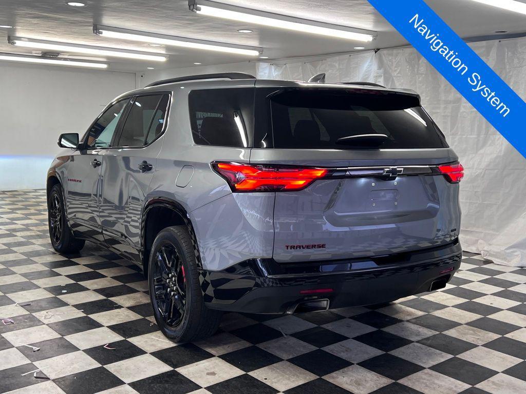 used 2023 Chevrolet Traverse car, priced at $33,884