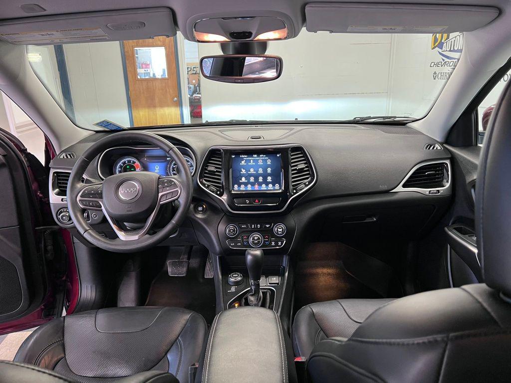 used 2019 Jeep Cherokee car, priced at $18,494
