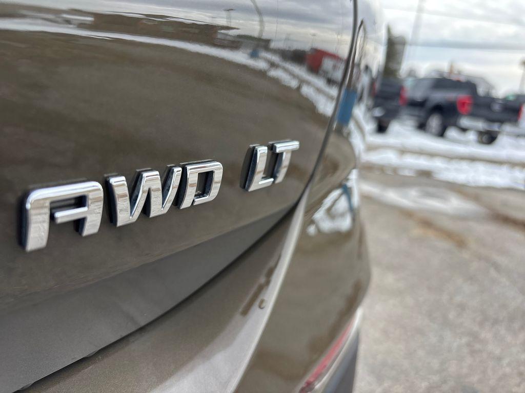 used 2024 Chevrolet Equinox car, priced at $25,580