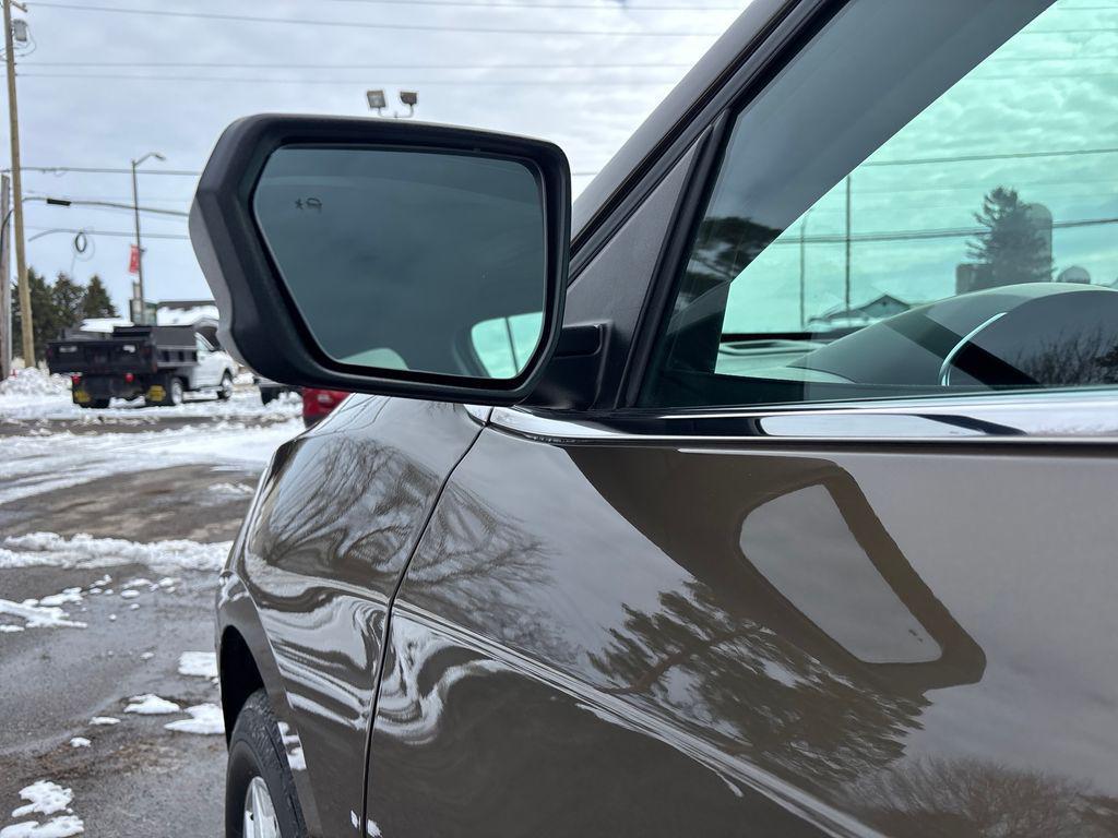 used 2024 Chevrolet Equinox car, priced at $25,580