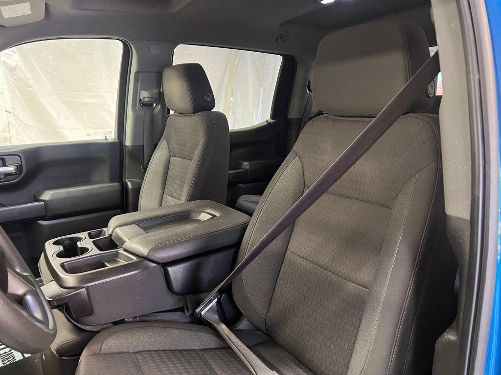 used 2022 Chevrolet Silverado 1500 car, priced at $32,982