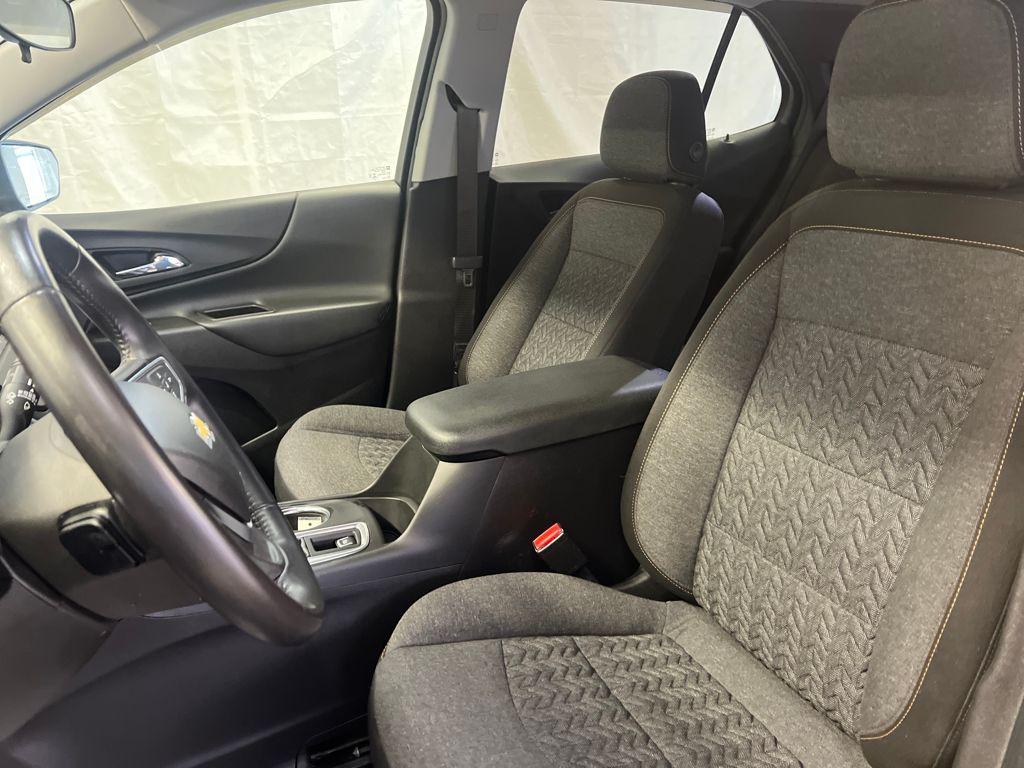 used 2022 Chevrolet Equinox car, priced at $19,989