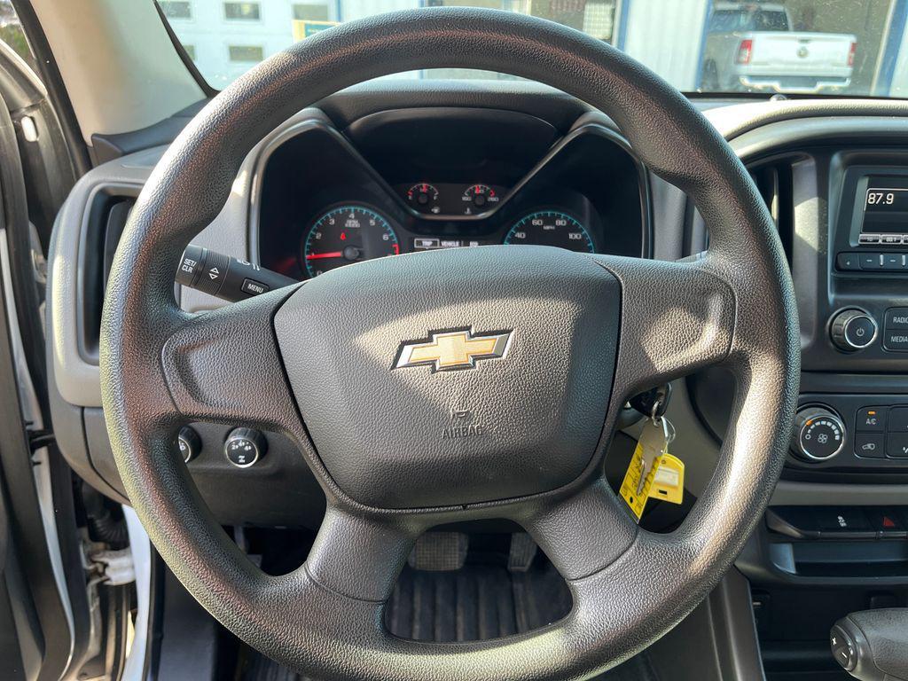 used 2015 Chevrolet Colorado car, priced at $13,887