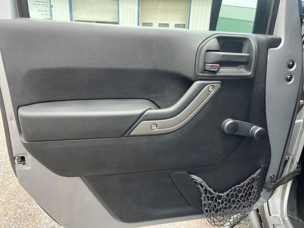 used 2014 Jeep Wrangler Unlimited car, priced at $21,677