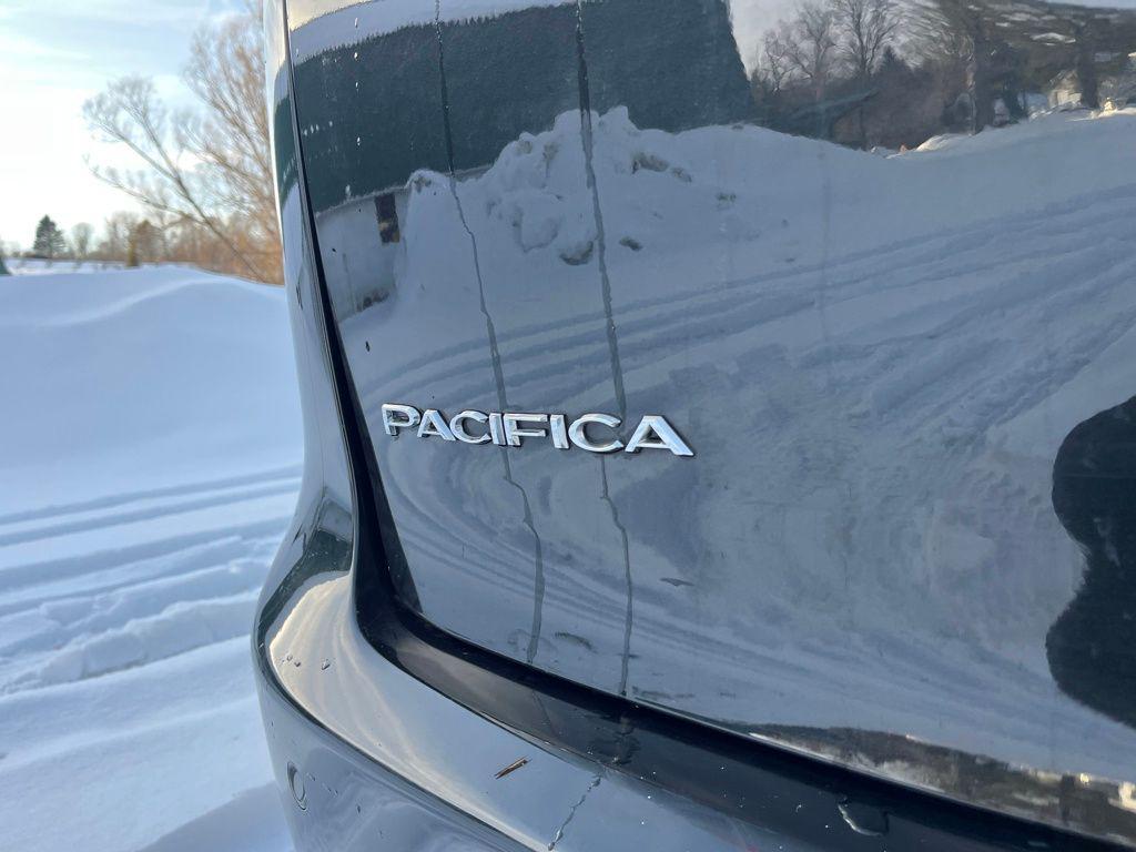 used 2023 Chrysler Pacifica car, priced at $24,998