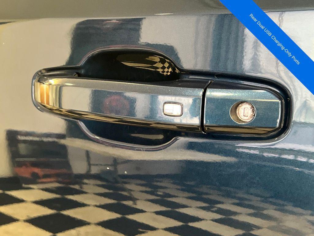 used 2021 Chevrolet Silverado 1500 car, priced at $25,989