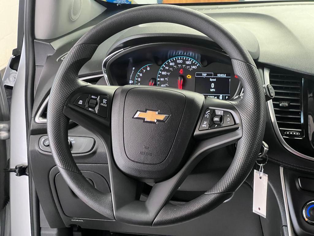 used 2022 Chevrolet Trax car, priced at $15,657