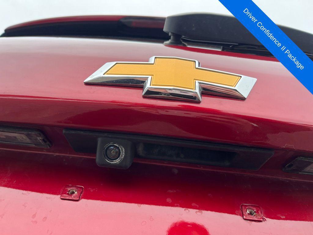 used 2020 Chevrolet Equinox car, priced at $18,989