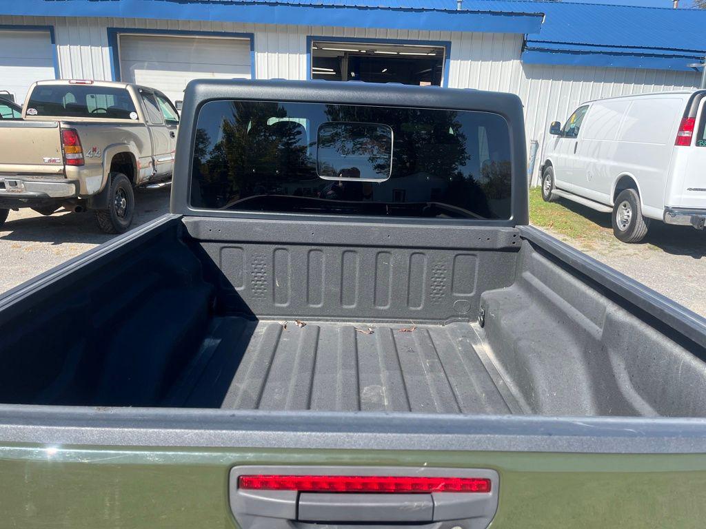 used 2022 Jeep Gladiator car, priced at $30,476