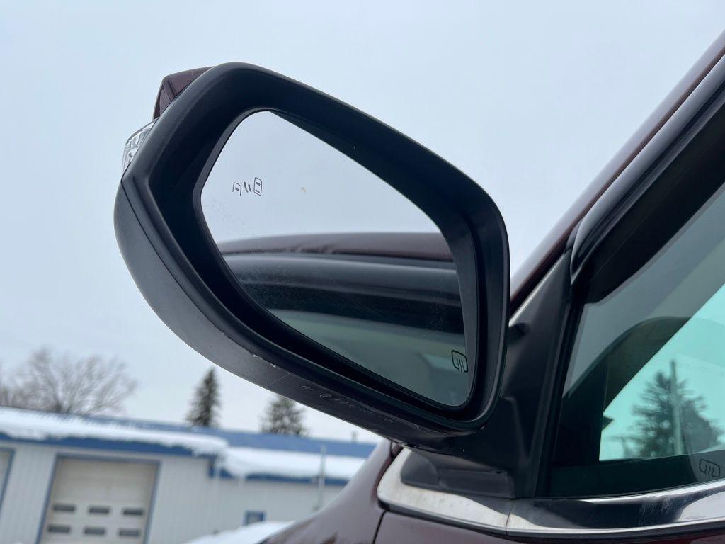 used 2018 Toyota Highlander car, priced at $21,987