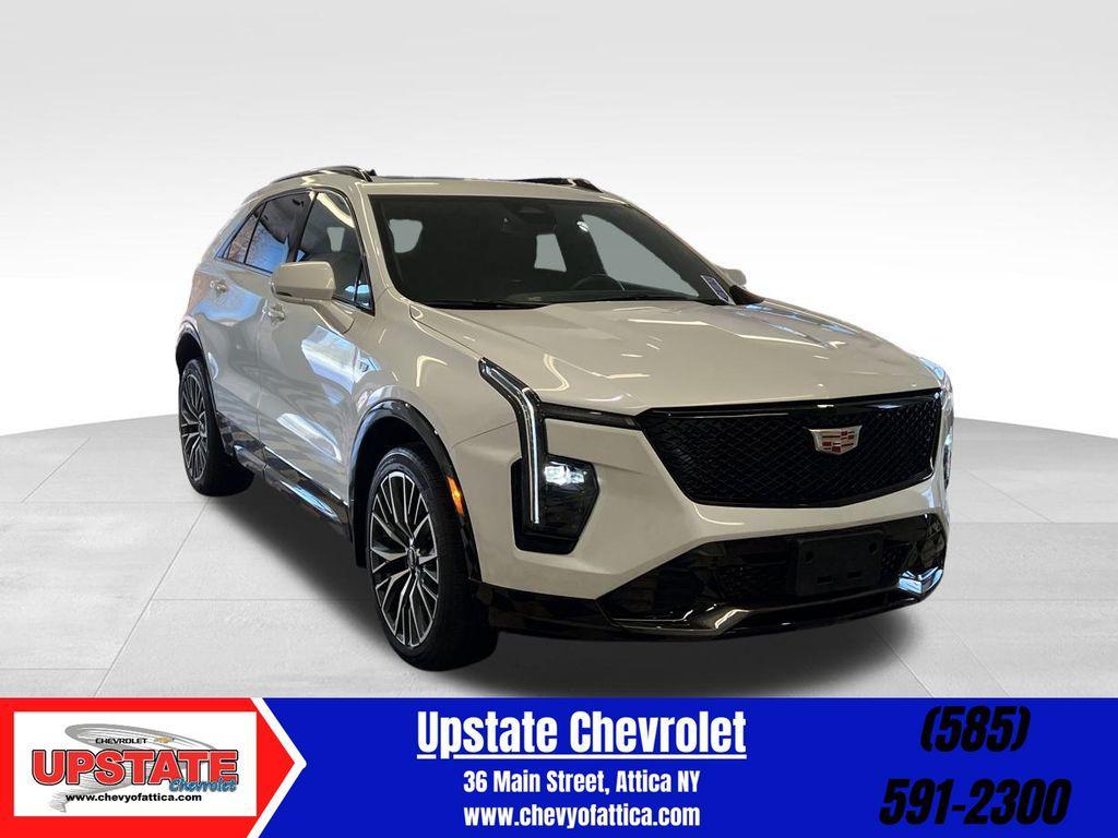 used 2024 Cadillac XT4 car, priced at $39,314