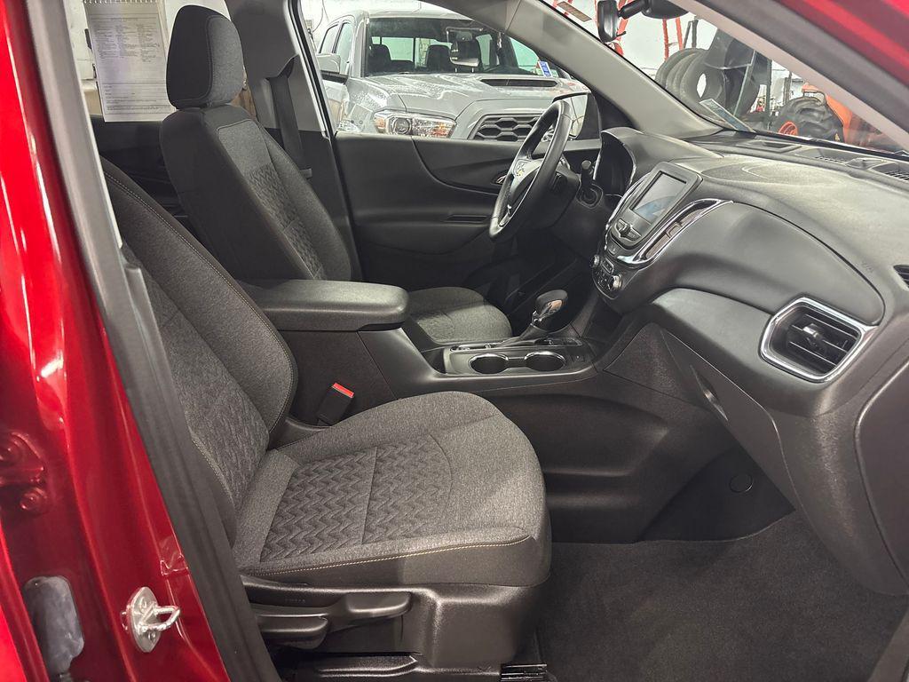 used 2024 Chevrolet Equinox car, priced at $27,589