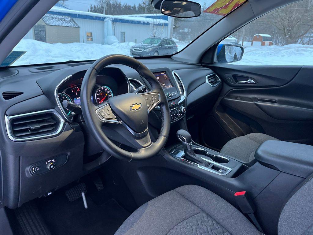 used 2024 Chevrolet Equinox car, priced at $21,987