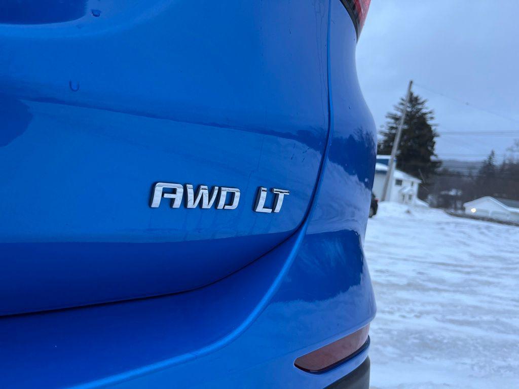 used 2024 Chevrolet Equinox car, priced at $21,987