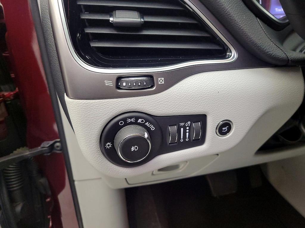 used 2020 Jeep Cherokee car, priced at $22,998