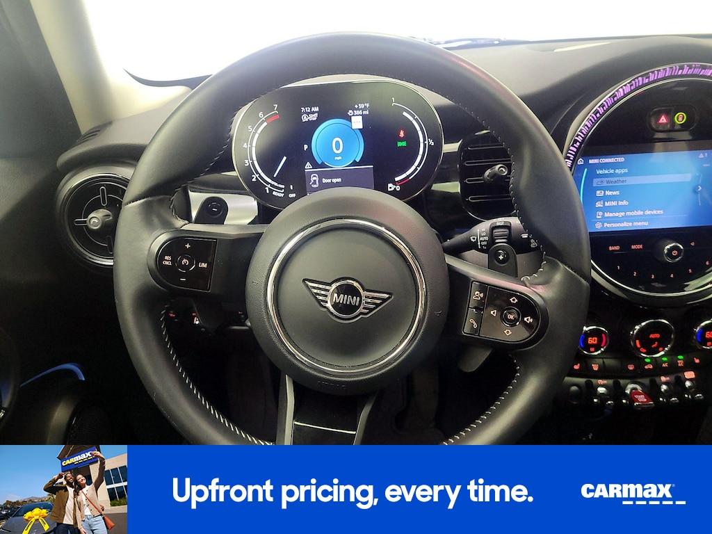 used 2023 MINI Hardtop car, priced at $25,998