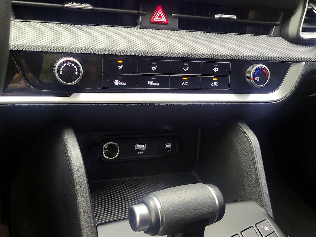 used 2024 Kia Sportage car, priced at $23,998