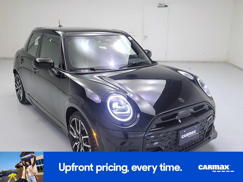 used 2026 MINI Hardtop car, priced at $33,998