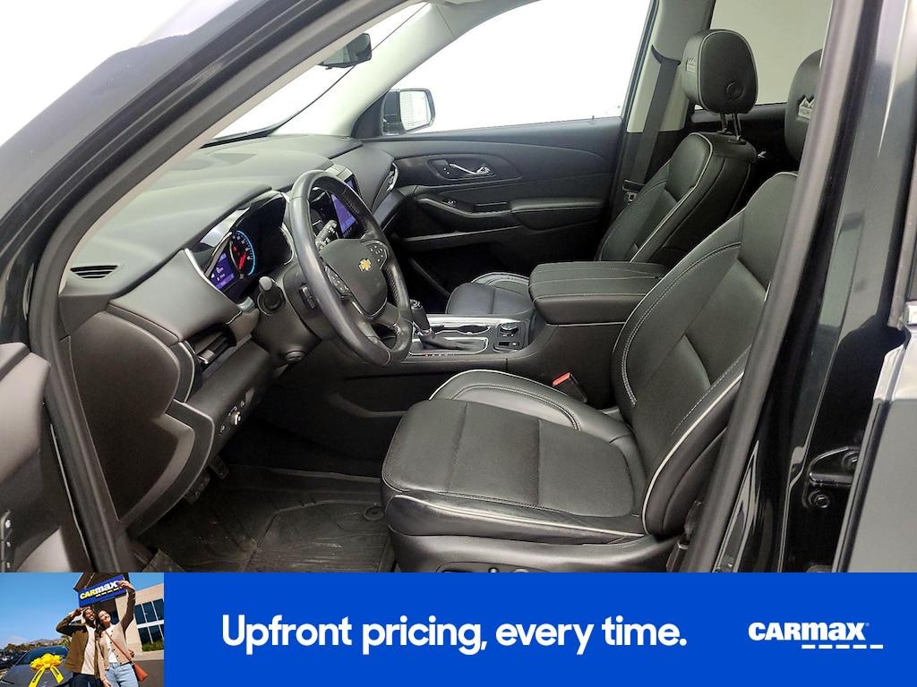 used 2020 Chevrolet Traverse car, priced at $27,998