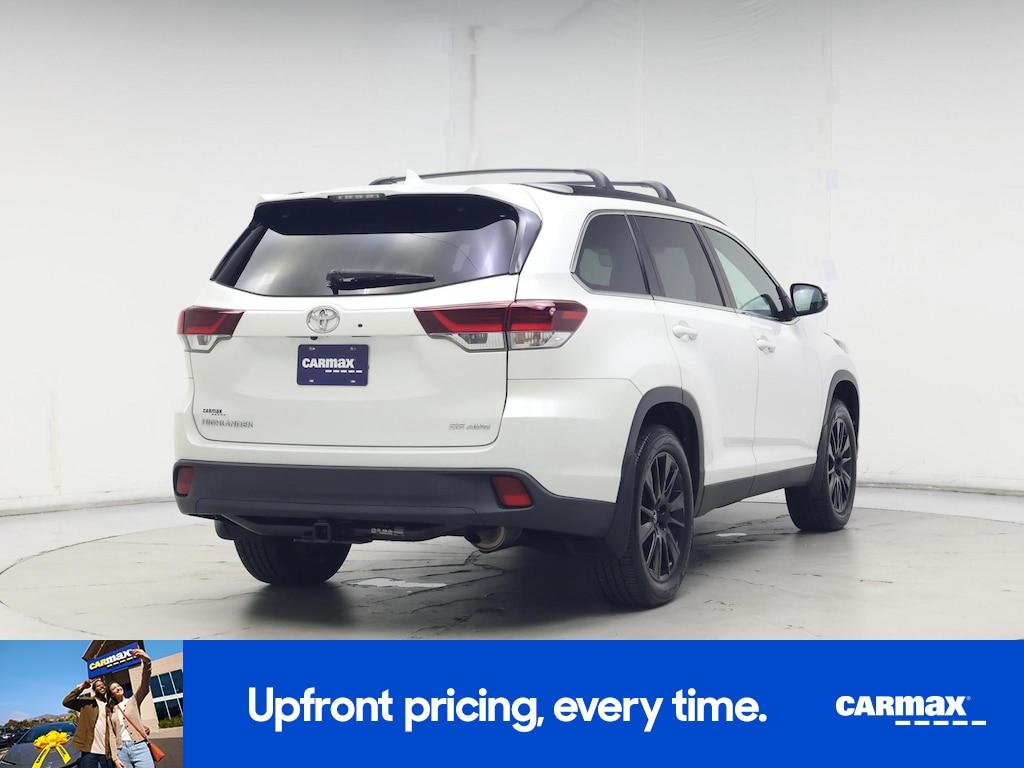 used 2019 Toyota Highlander car, priced at $27,998