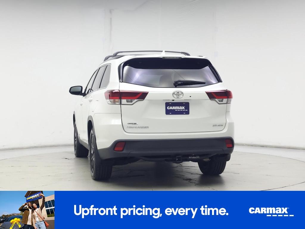 used 2019 Toyota Highlander car, priced at $27,998