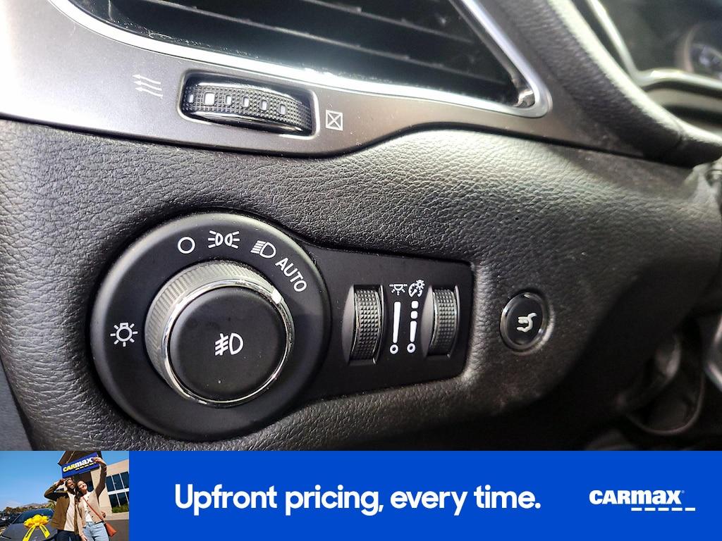 used 2019 Jeep Cherokee car, priced at $21,998