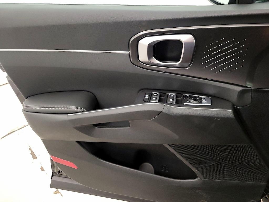 used 2026 Kia Sorento car, priced at $31,998